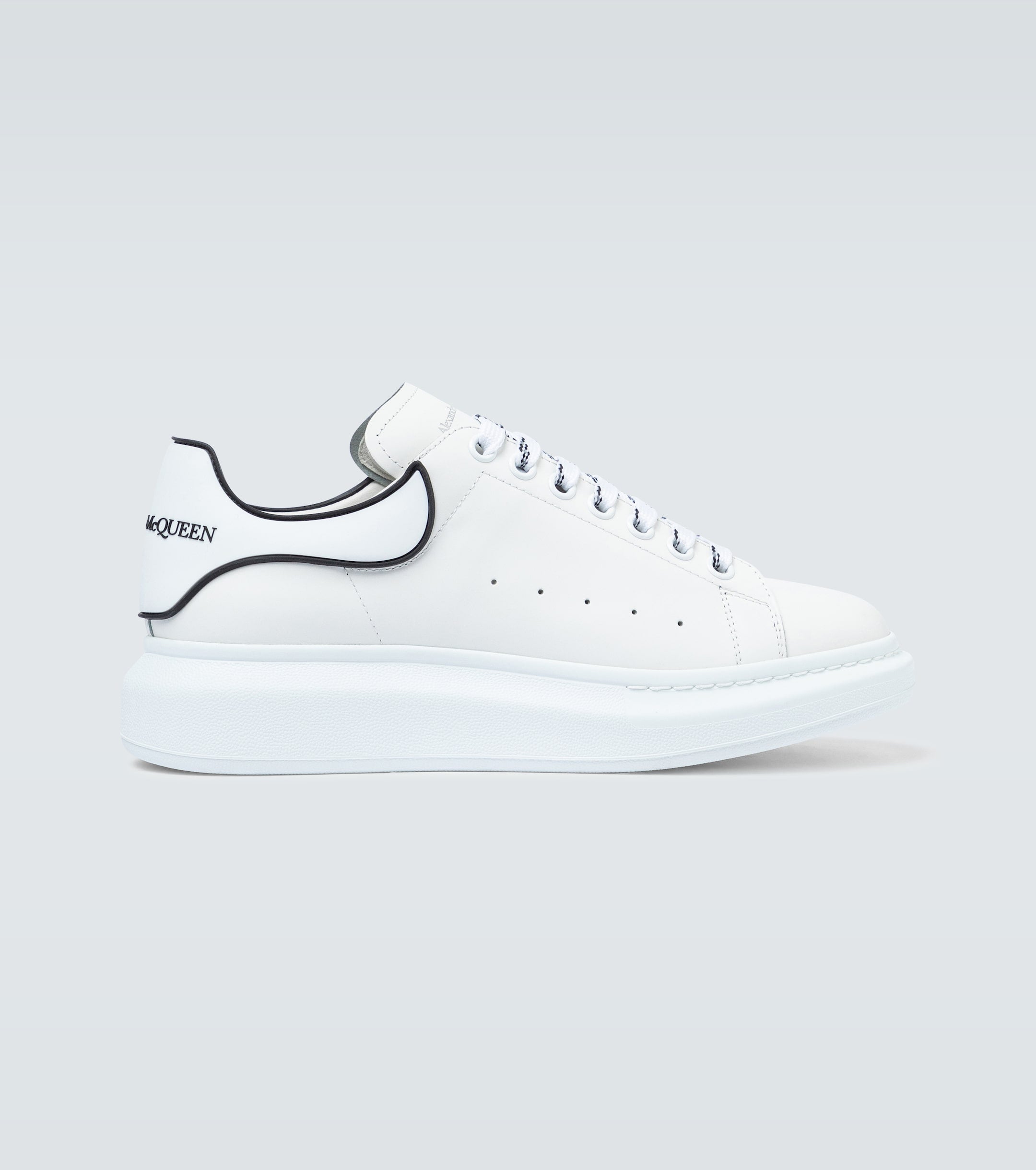 Alexander McQueen Oversized sneaker in   White/black