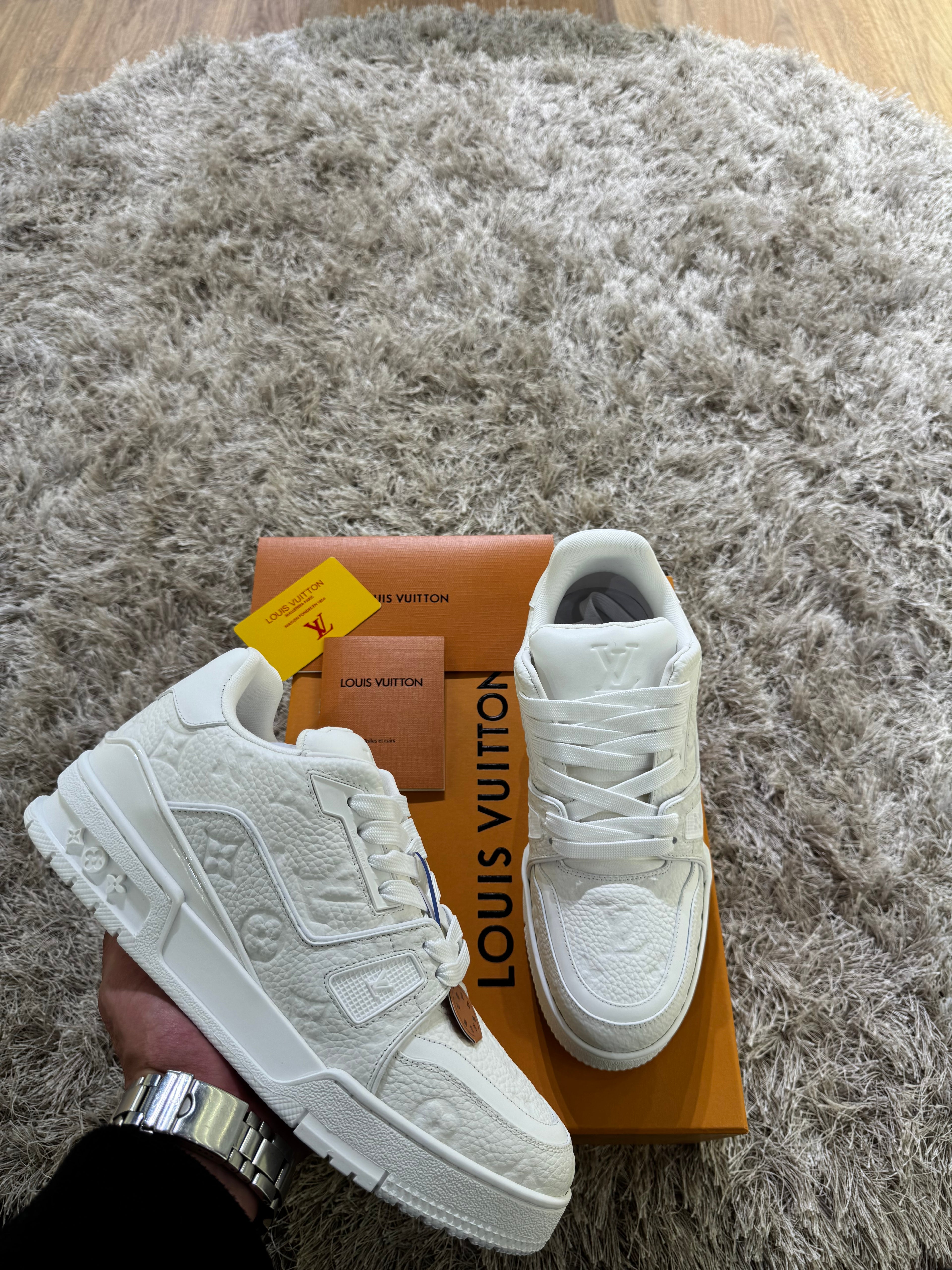 LV Trainer Sneaker white