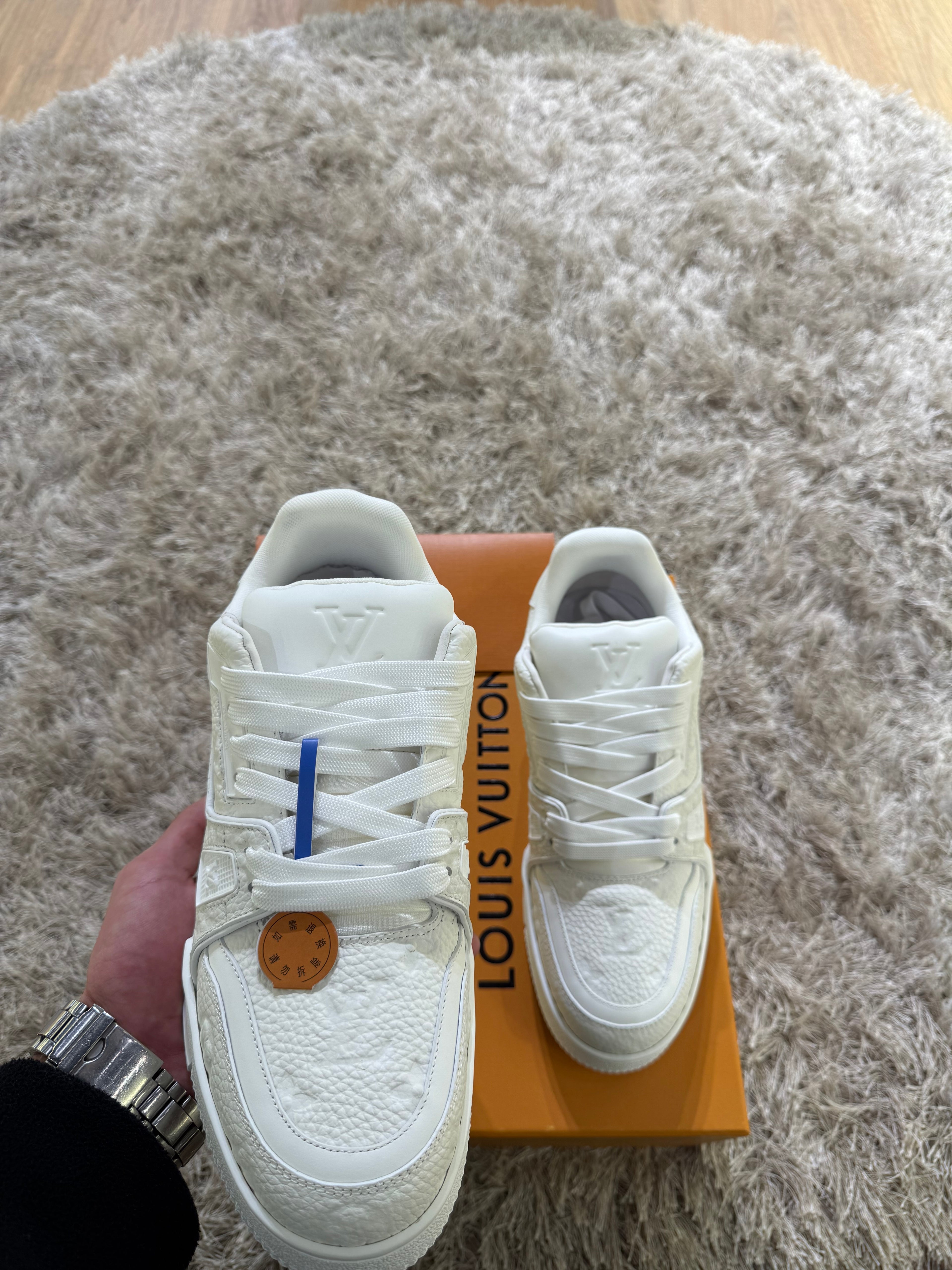 LV Trainer Sneaker white