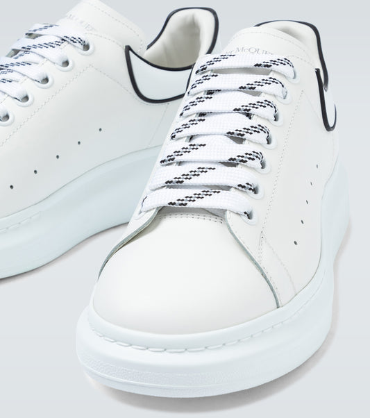 Alexander McQueen Oversized sneaker in   White/black