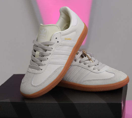 adidas
Samba OG