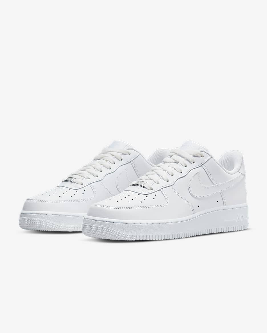 Nike Air Force 1 / white
