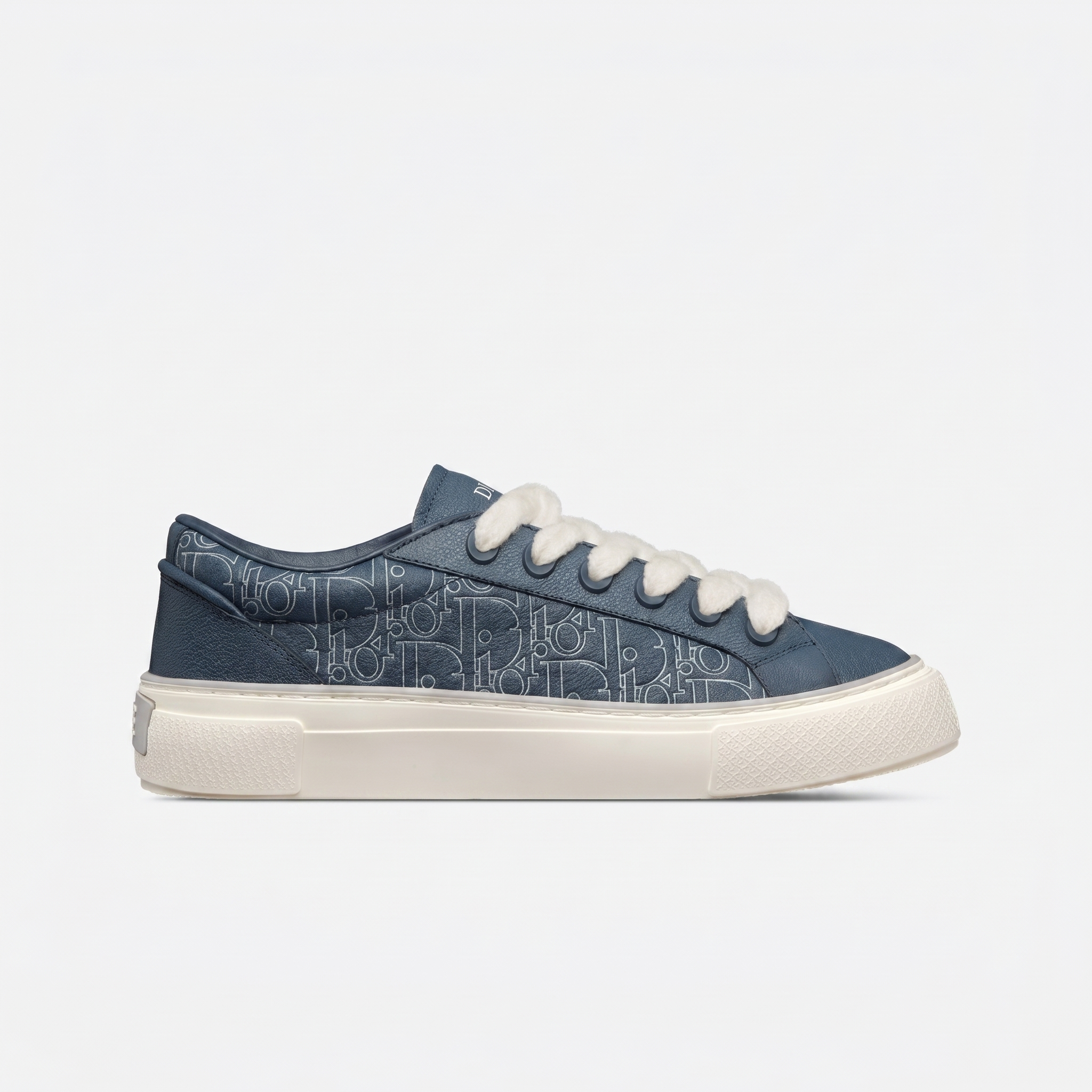 B33 Spin Sneaker